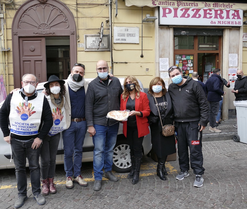 L'antica pizzeria da Michele beneficenza 3