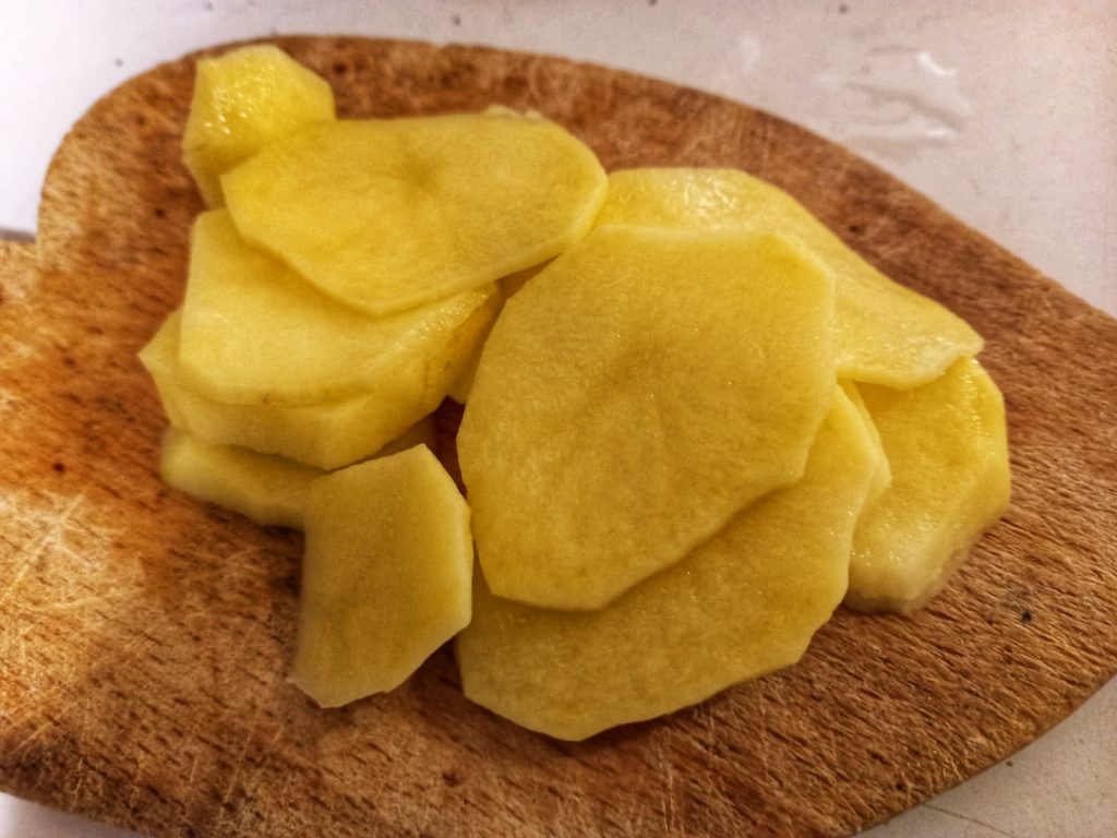 Patate-mpacchiuse-preparazione