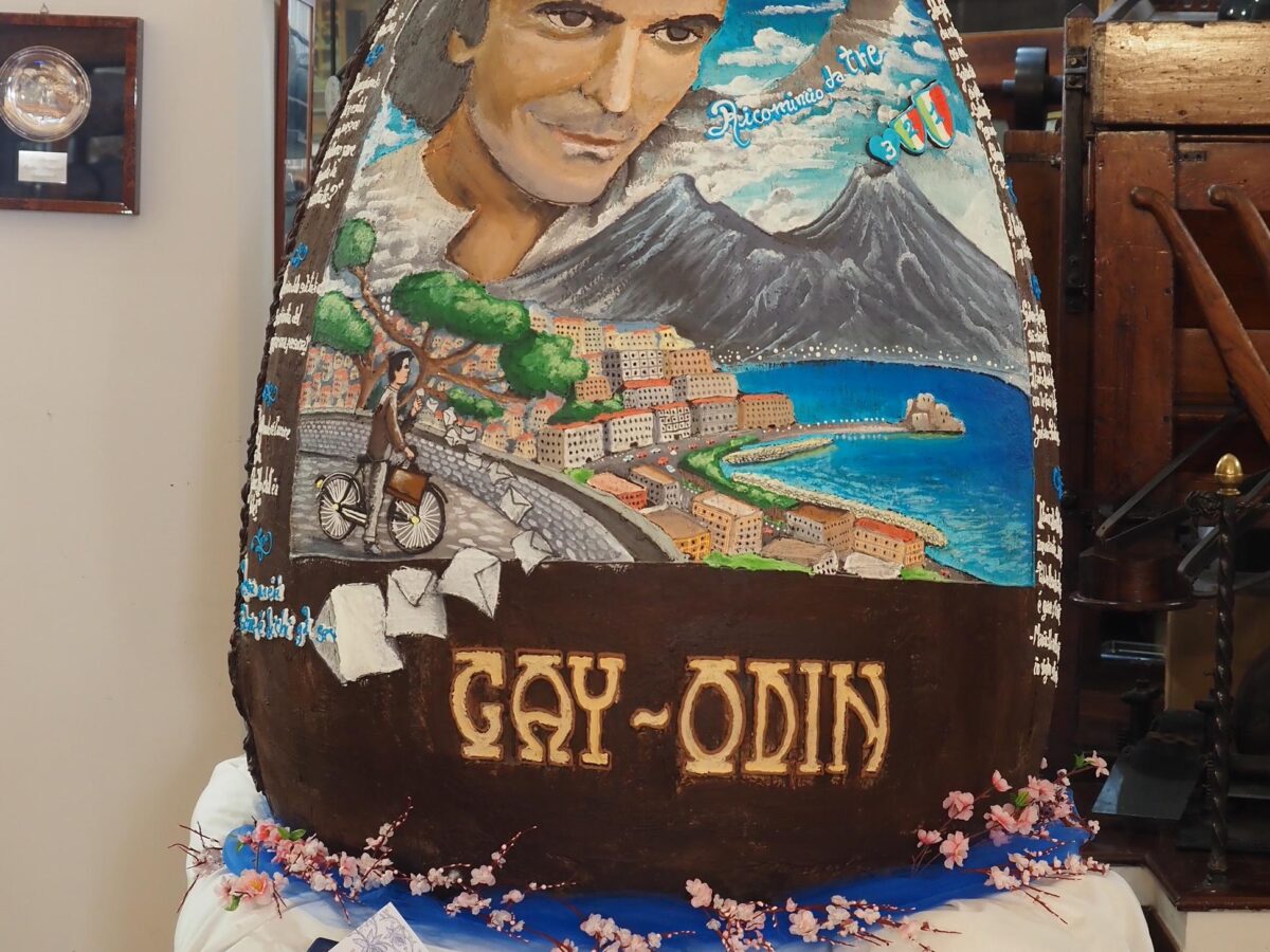 uovo gay odin troisi